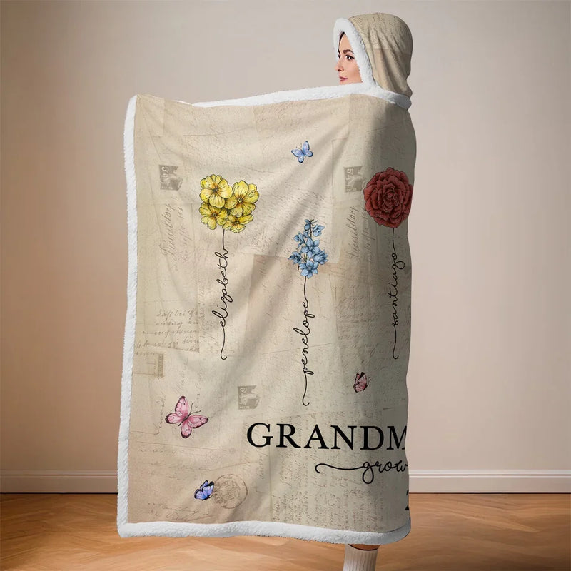 A Garden Of Love Grows In A Grandmother's Heart - Family Personalized Custom Snuggle Blanket, Hoodie Blanket - Gift For Mom, Grandma