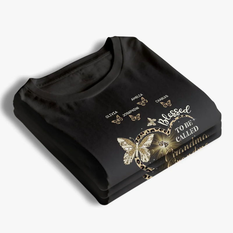 A Grandma's Love Endures Through All - Family Personalized Custom Unisex T-shirt, Premium T-shirt, Hoodie - Gift For Mom, Grandma