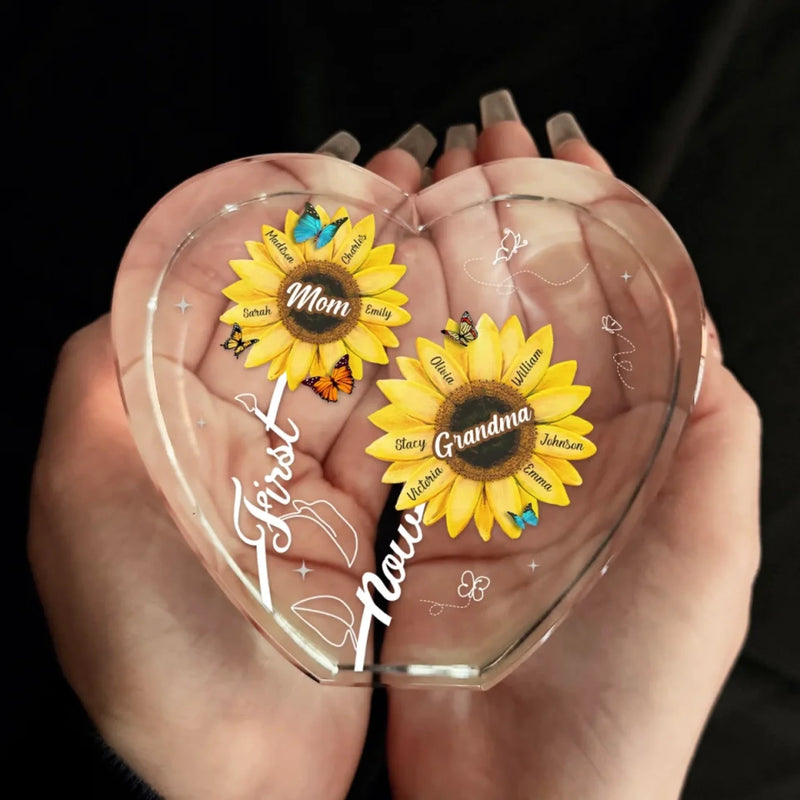 A Garden Of Love, Rooted In Family - Family Personalized Custom 3D Crystal Heart Shaped - Mother's Day, Gift For Mom, Grandma