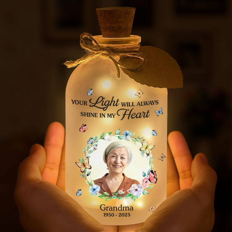 Custom Photo Glass Bottle LED Light - Personalized Christmas Memorial Sympathy Gifts For Loss Of Mom, Dad - Love Remains Beyond The Stars