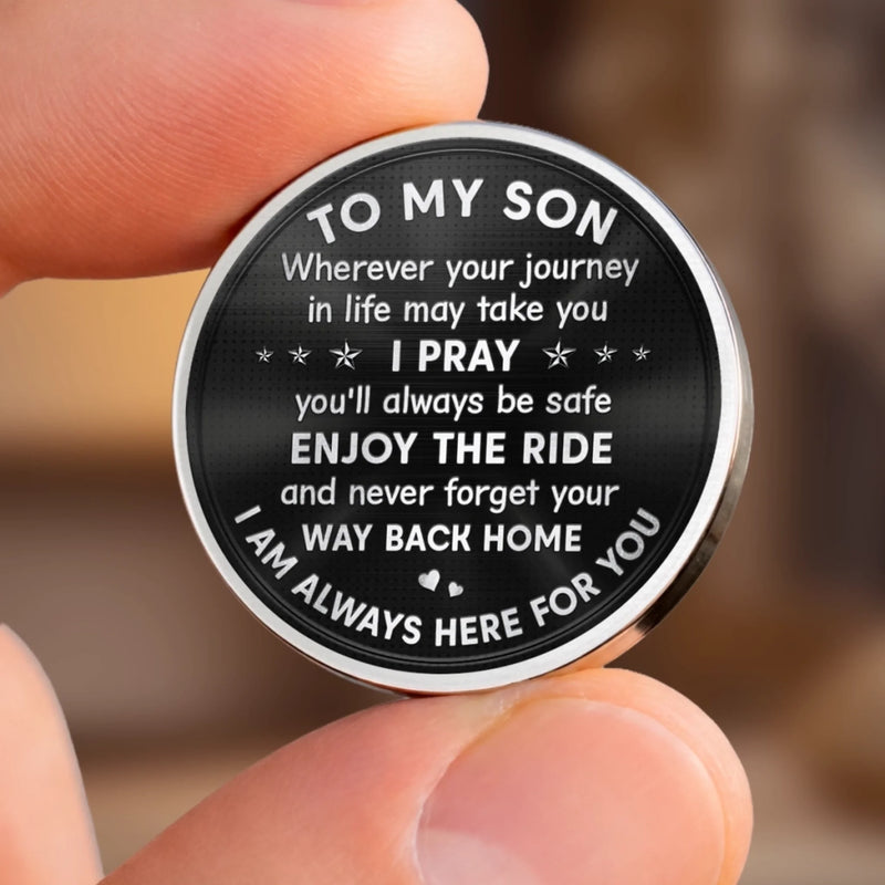 Custom Pocket Hug - Personalized Birthday Gifts For Mom, Son - Love You To The Moon