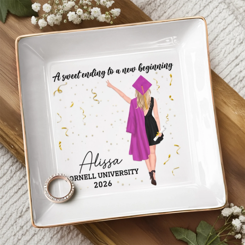 The Tassel Was Worth The Hassle - Family Personalized Custom Jewelry Dish - Graduation Gift For Family Members, Siblings, Brothers, Sisters