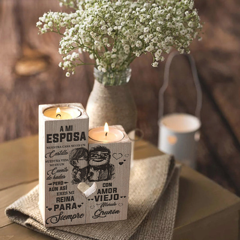 A Mi Esposa Nuestra Casa No Es Un Castillo - Gift For Couples, Candle Holder